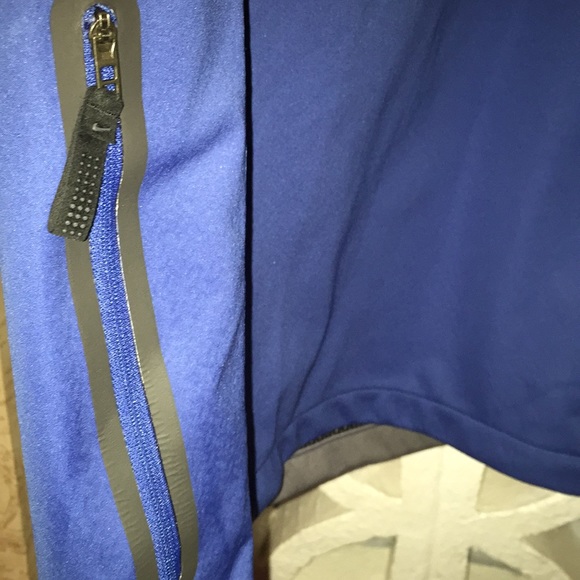 Nike Golf Sphere Pro Jacket• Tiger Woods Storm XL - Picture 4 of 6